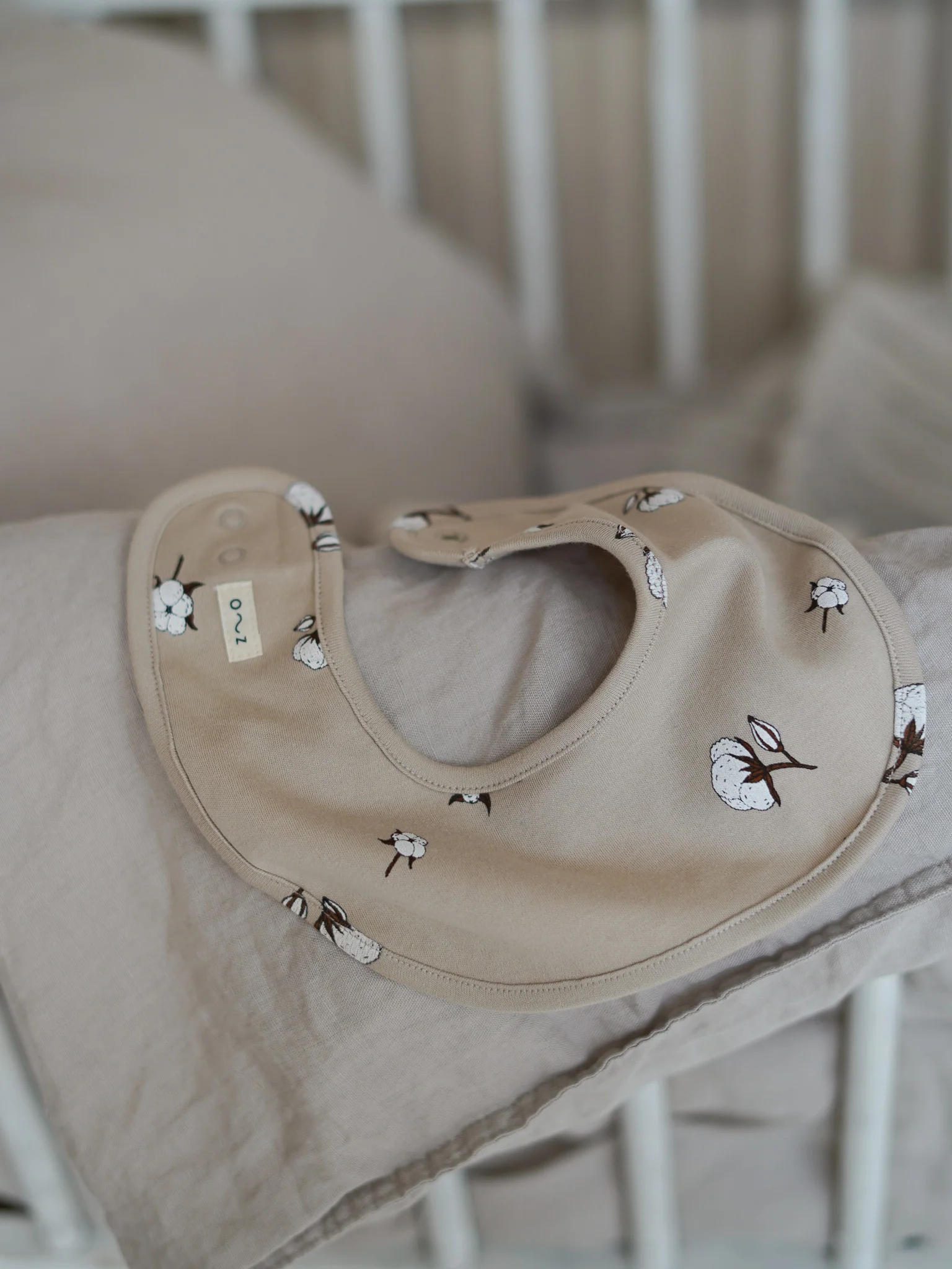 Cottonfield Bib - Image 3