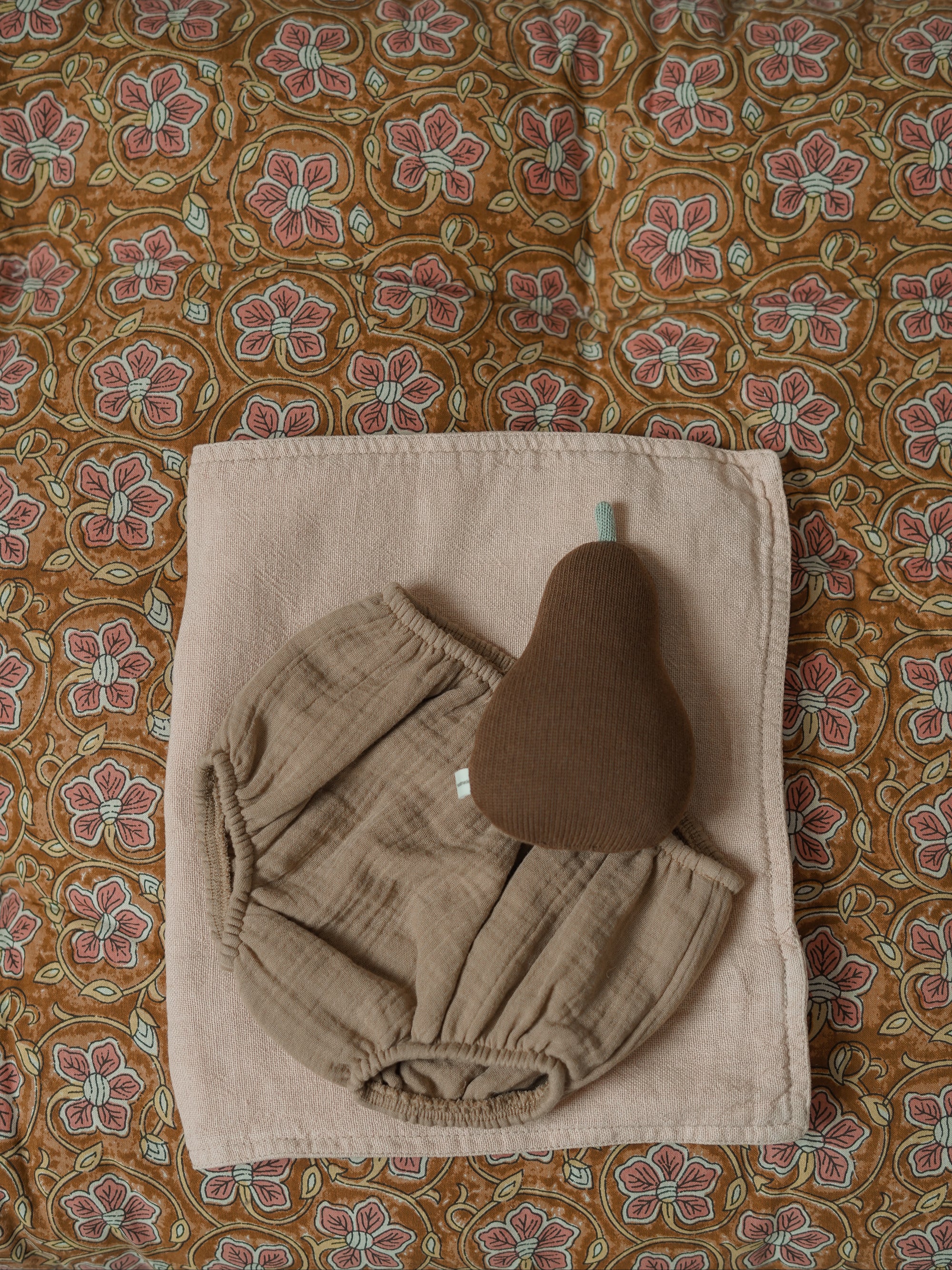 Gold Shortie - Image 3