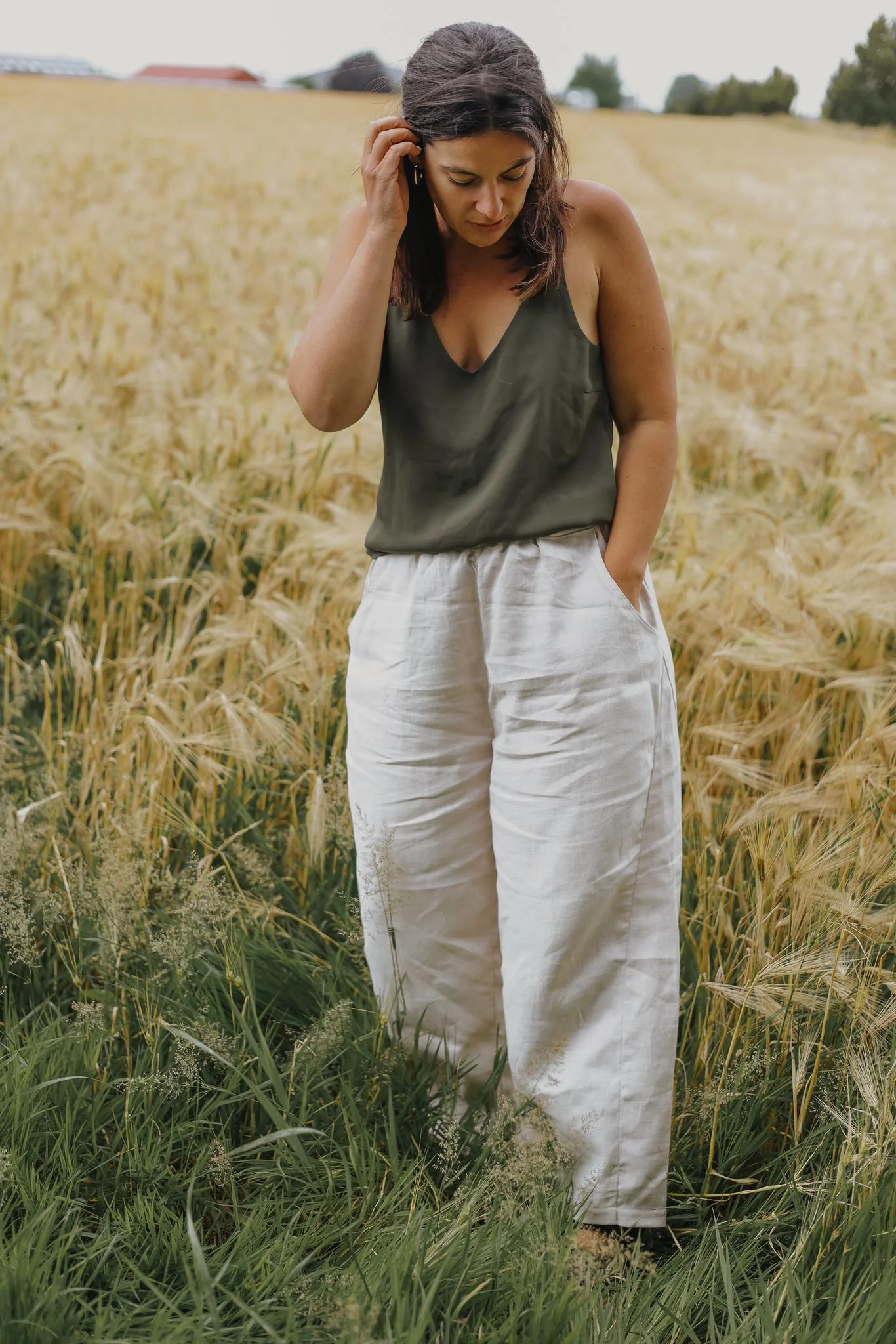 Women's Ceramic White Linen Pants - Image 8